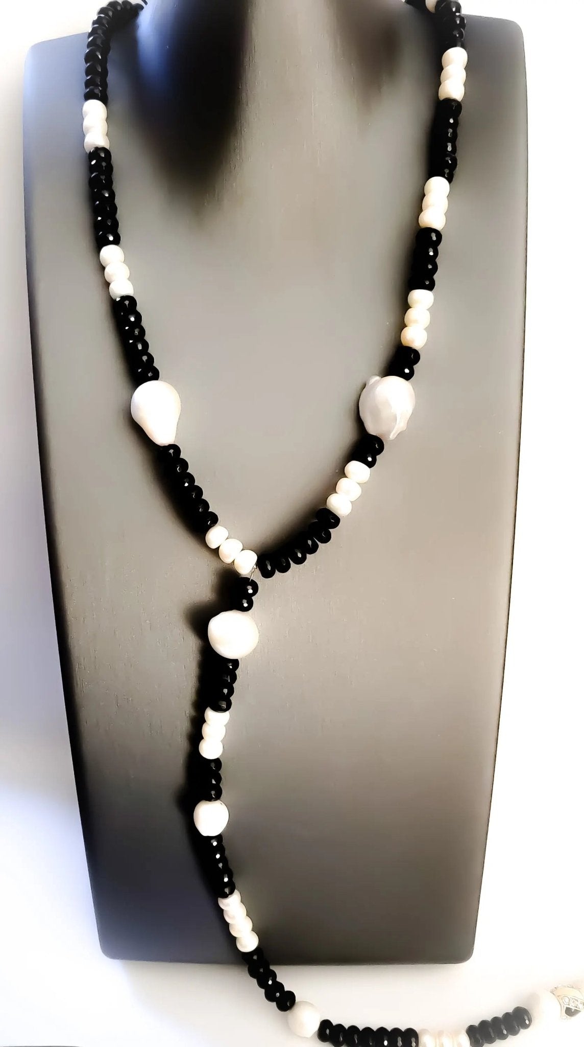 Baroque Pearls and Onyx Collar Necklace L.Signature Collection by L.Styles