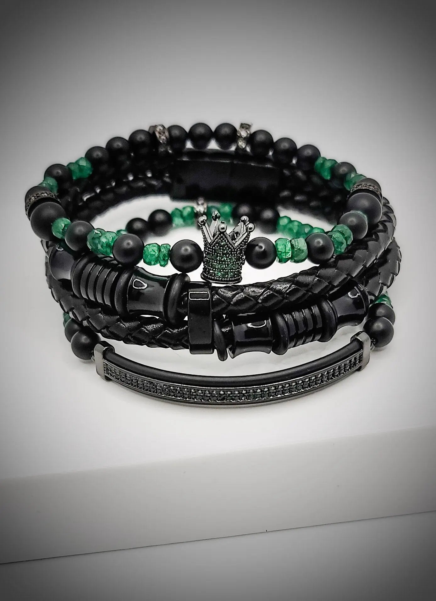 Emerald Stone Bracelet set L.Signature Collection