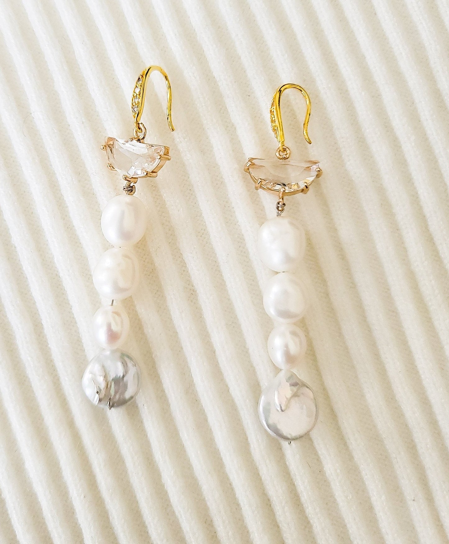 Freshwater Pearl Dangling Earrings L.Signature Collection by L.Styles