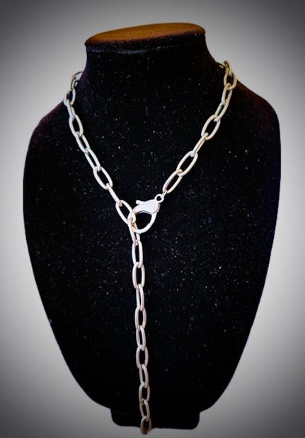 Gold Chunky Chain Link Necklace L.Signature Collection