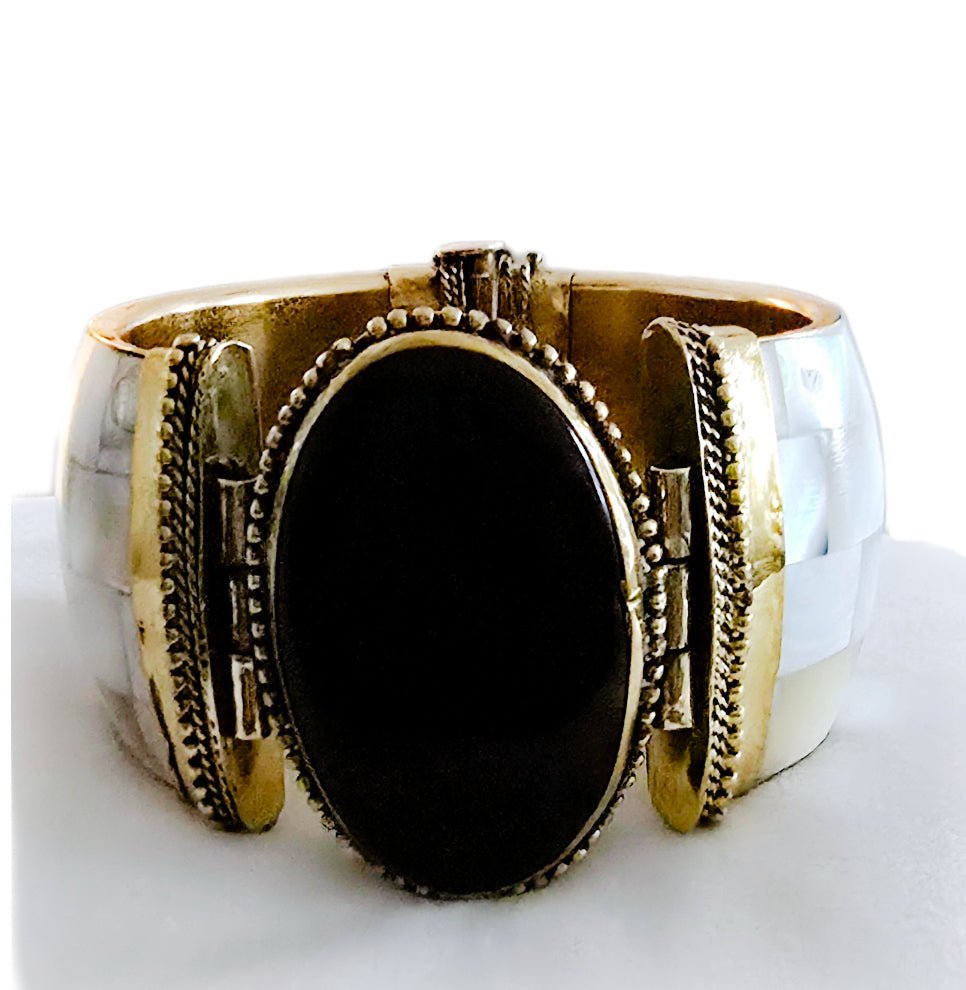 Natural Black Agate Shell Bangles L.Signature Collection by L.Styles