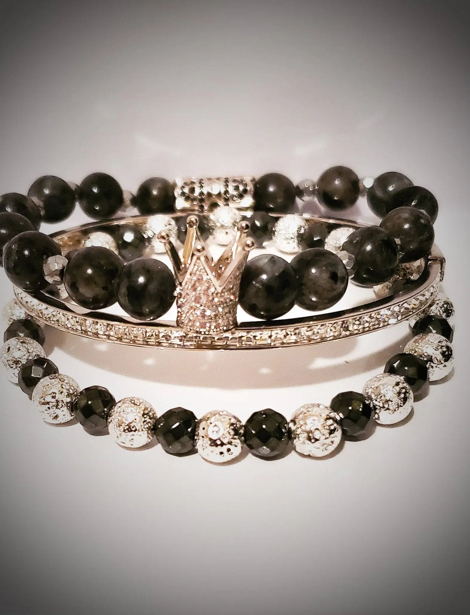 The " Silver" Larvikite Crown Set L.Signature Collection