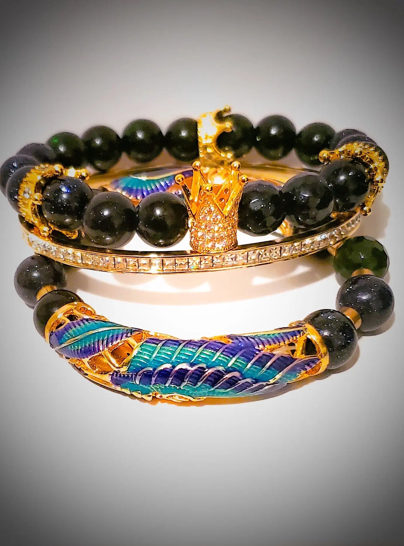 The "Vivid" Crown Set L.Signature Collection