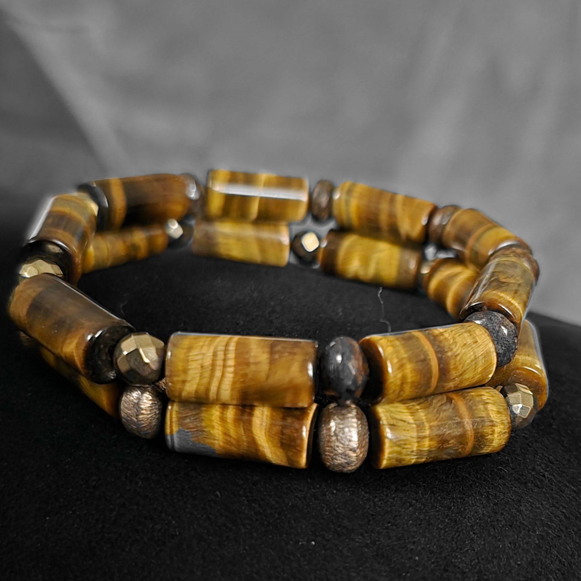 Tube Tiger Eye Bracelet set L.Signature Collection