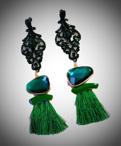 Vintage " Emerald "Dangling Drop Earrings L.Signature Collection by L.Styles